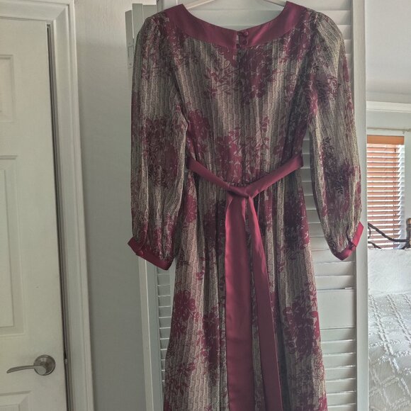 Max and Cleo Burgundy Flowered Dress - Size 4 - Picture 2 of 9